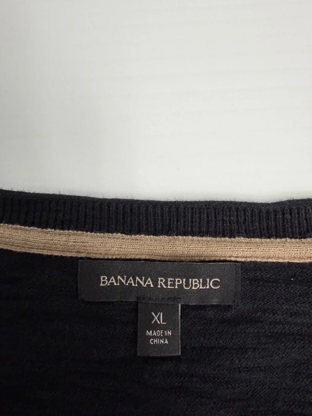 Banana Republic Sweater Men Extra Large Light Cotton V Neck Work Party Core Ex